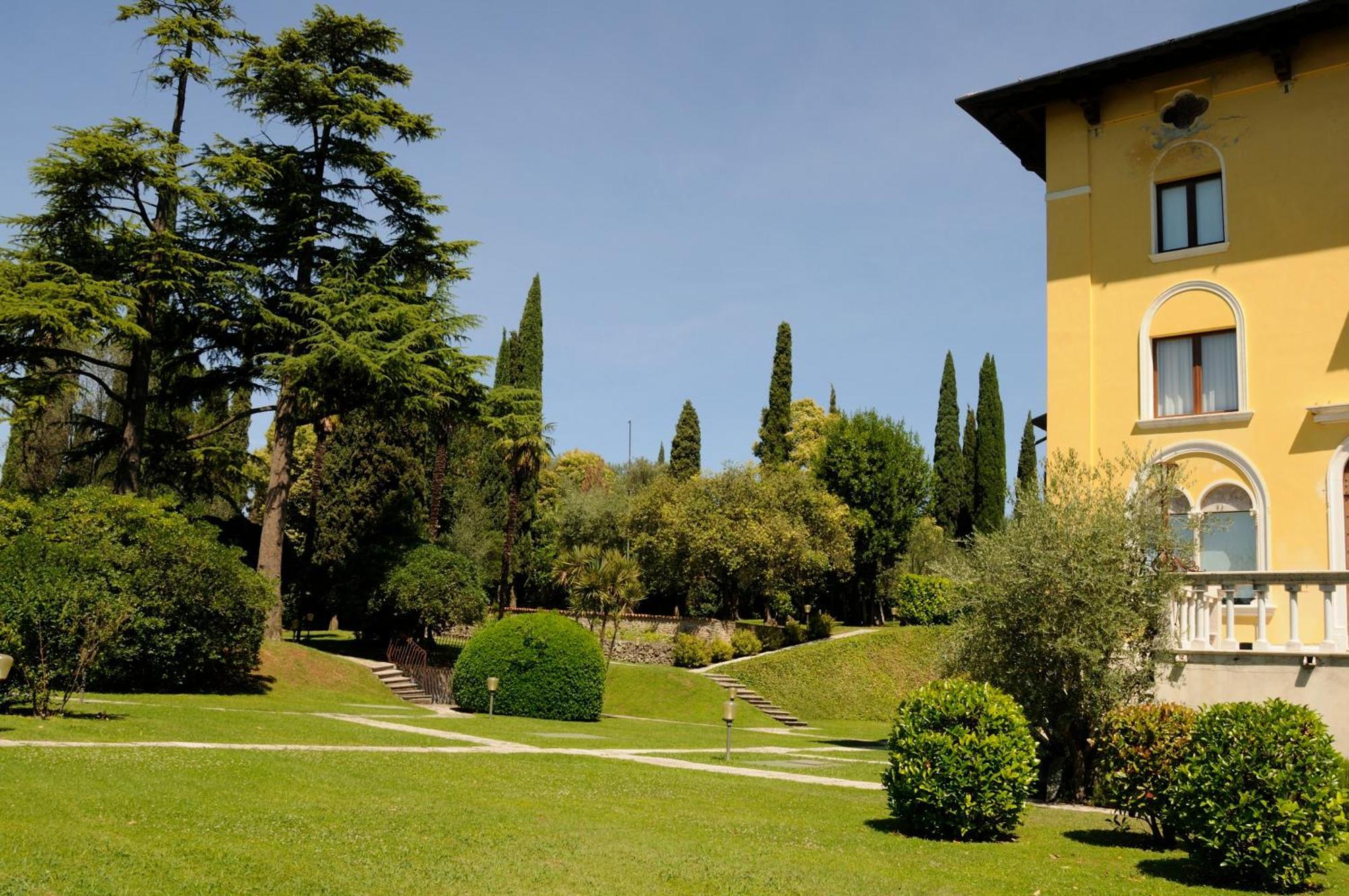 Villa Callas 16 Sirmione Eksteriør bilde